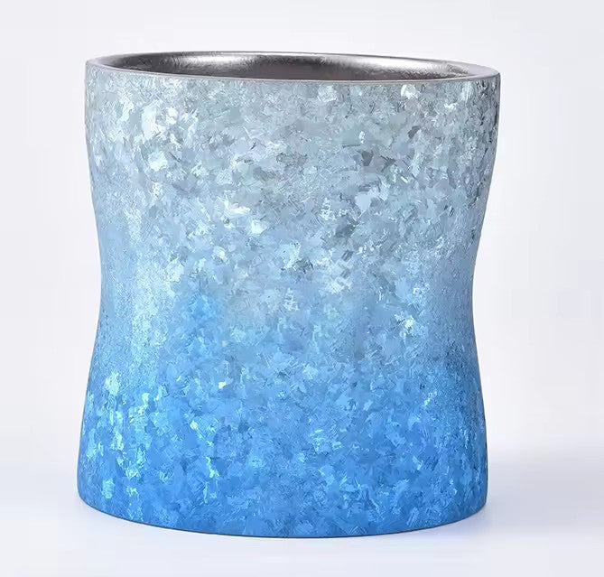 D44